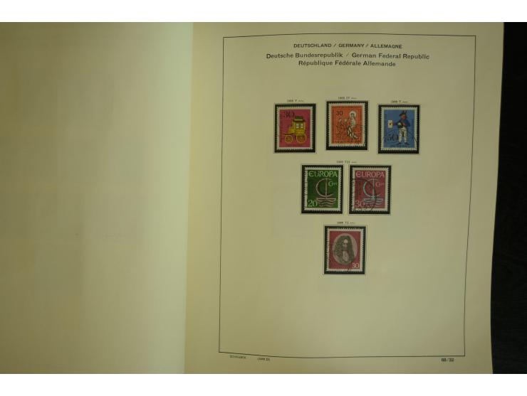 1945/2012, ungebrauchte/postfrische und gestempelte Sammlung, dabei Bizone mit besseren u.a. Mi.-Nr. 93I XG gestempelt mit Fo