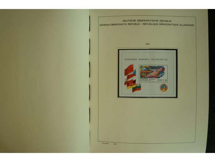 1945/2012, ungebrauchte/postfrische und gestempelte Sammlung, dabei Bizone mit besseren u.a. Mi.-Nr. 93I XG gestempelt mit Fo