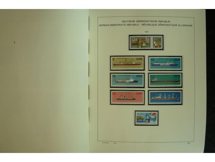 1945/2012, ungebrauchte/postfrische und gestempelte Sammlung, dabei Bizone mit besseren u.a. Mi.-Nr. 93I XG gestempelt mit Fo