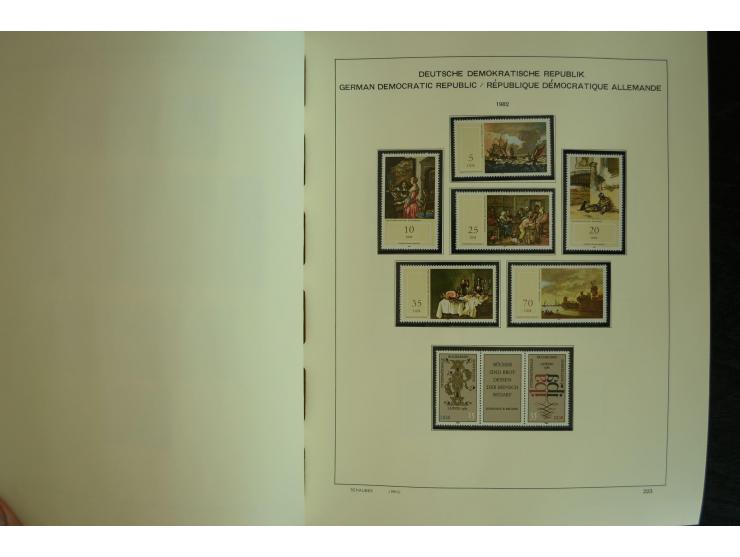 1945/2012, ungebrauchte/postfrische und gestempelte Sammlung, dabei Bizone mit besseren u.a. Mi.-Nr. 93I XG gestempelt mit Fo