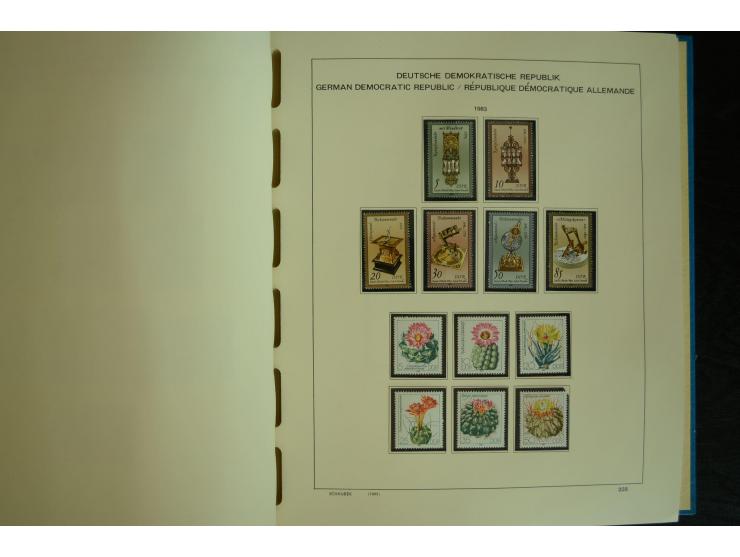 1945/2012, ungebrauchte/postfrische und gestempelte Sammlung, dabei Bizone mit besseren u.a. Mi.-Nr. 93I XG gestempelt mit Fo