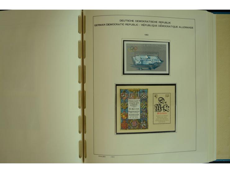 1945/2012, ungebrauchte/postfrische und gestempelte Sammlung, dabei Bizone mit besseren u.a. Mi.-Nr. 93I XG gestempelt mit Fo