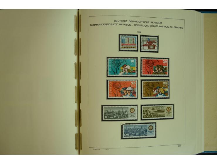 1945/2012, ungebrauchte/postfrische und gestempelte Sammlung, dabei Bizone mit besseren u.a. Mi.-Nr. 93I XG gestempelt mit Fo