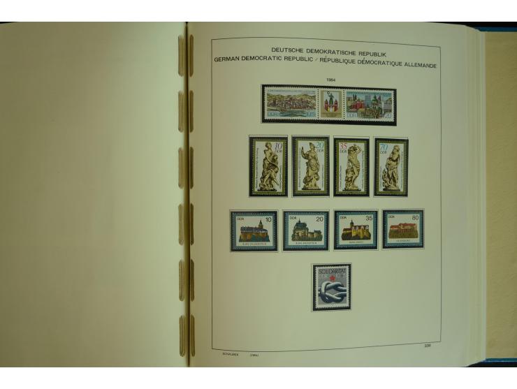 1945/2012, ungebrauchte/postfrische und gestempelte Sammlung, dabei Bizone mit besseren u.a. Mi.-Nr. 93I XG gestempelt mit Fo