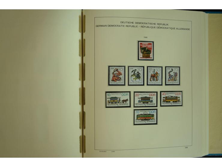 1945/2012, ungebrauchte/postfrische und gestempelte Sammlung, dabei Bizone mit besseren u.a. Mi.-Nr. 93I XG gestempelt mit Fo