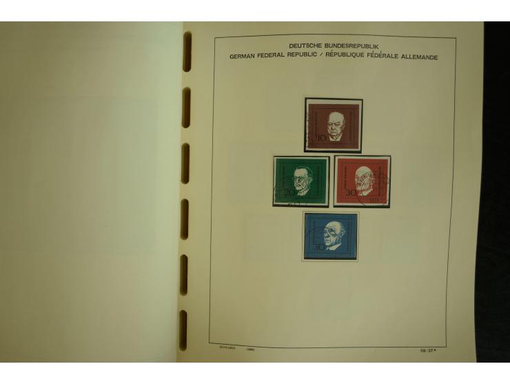 1945/2012, ungebrauchte/postfrische und gestempelte Sammlung, dabei Bizone mit besseren u.a. Mi.-Nr. 93I XG gestempelt mit Fo