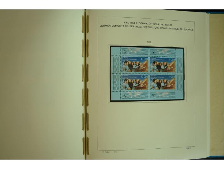 1945/2012, ungebrauchte/postfrische und gestempelte Sammlung, dabei Bizone mit besseren u.a. Mi.-Nr. 93I XG gestempelt mit Fo