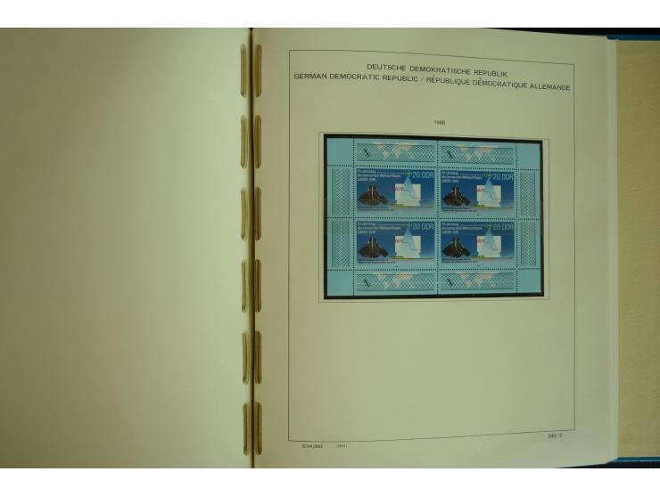 1945/2012, ungebrauchte/postfrische und gestempelte Sammlung, dabei Bizone mit besseren u.a. Mi.-Nr. 93I XG gestempelt mit Fo