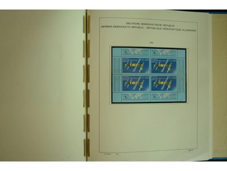 1945/2012, ungebrauchte/postfrische und gestempelte Sammlung, dabei Bizone mit besseren u.a. Mi.-Nr. 93I XG gestempelt mit Fo