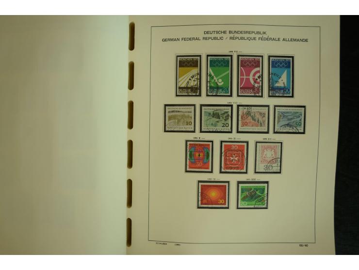 1945/2012, ungebrauchte/postfrische und gestempelte Sammlung, dabei Bizone mit besseren u.a. Mi.-Nr. 93I XG gestempelt mit Fo