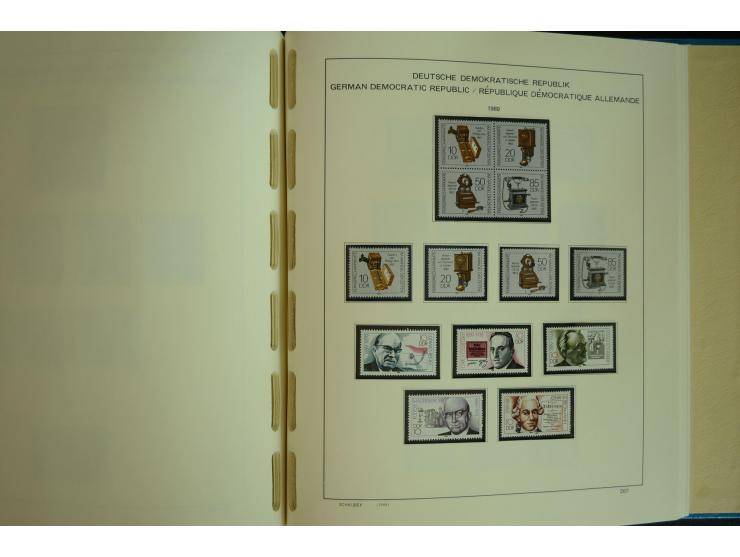 1945/2012, ungebrauchte/postfrische und gestempelte Sammlung, dabei Bizone mit besseren u.a. Mi.-Nr. 93I XG gestempelt mit Fo