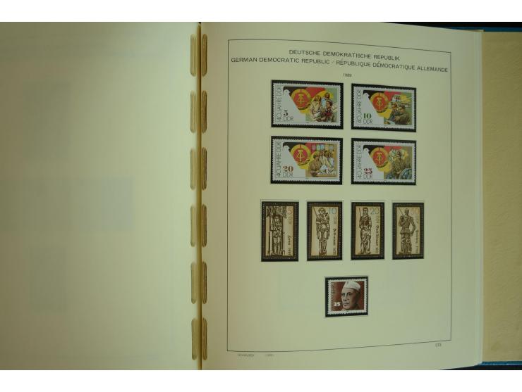 1945/2012, ungebrauchte/postfrische und gestempelte Sammlung, dabei Bizone mit besseren u.a. Mi.-Nr. 93I XG gestempelt mit Fo