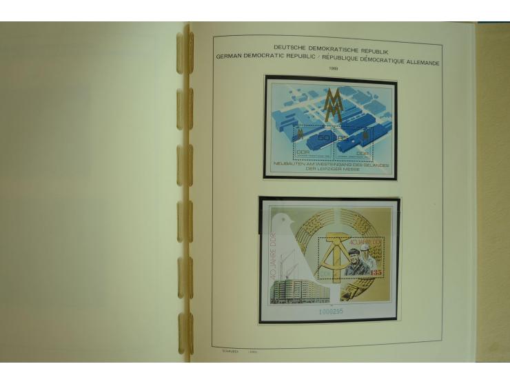1945/2012, ungebrauchte/postfrische und gestempelte Sammlung, dabei Bizone mit besseren u.a. Mi.-Nr. 93I XG gestempelt mit Fo