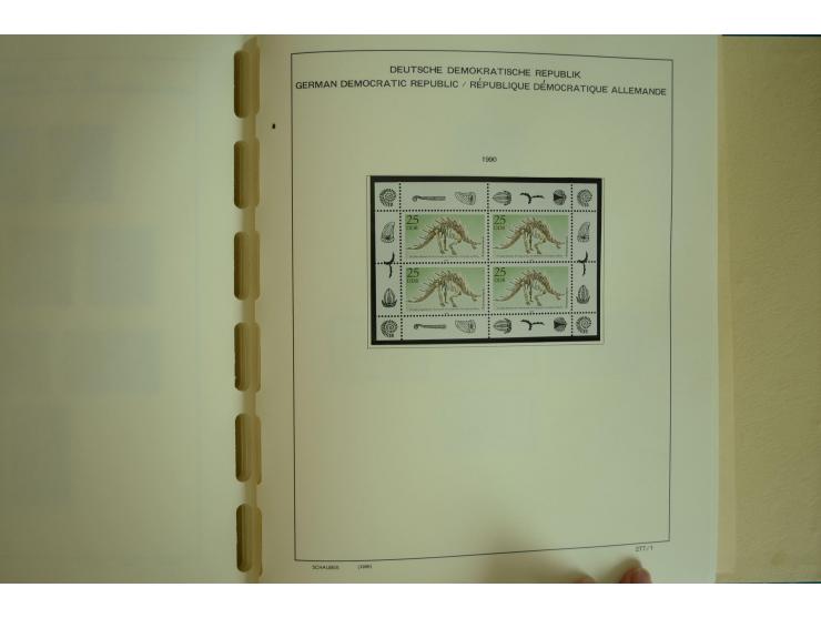 1945/2012, ungebrauchte/postfrische und gestempelte Sammlung, dabei Bizone mit besseren u.a. Mi.-Nr. 93I XG gestempelt mit Fo