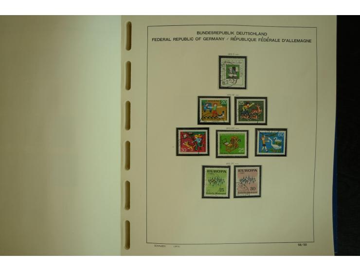 1945/2012, ungebrauchte/postfrische und gestempelte Sammlung, dabei Bizone mit besseren u.a. Mi.-Nr. 93I XG gestempelt mit Fo