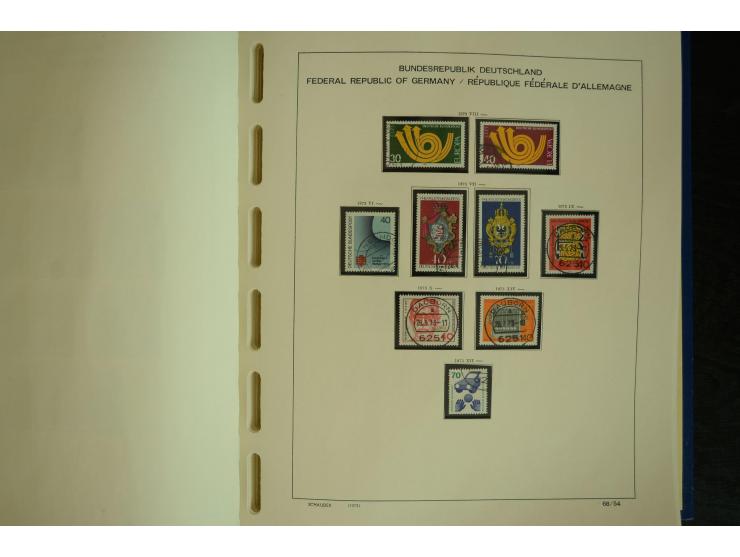 1945/2012, ungebrauchte/postfrische und gestempelte Sammlung, dabei Bizone mit besseren u.a. Mi.-Nr. 93I XG gestempelt mit Fo