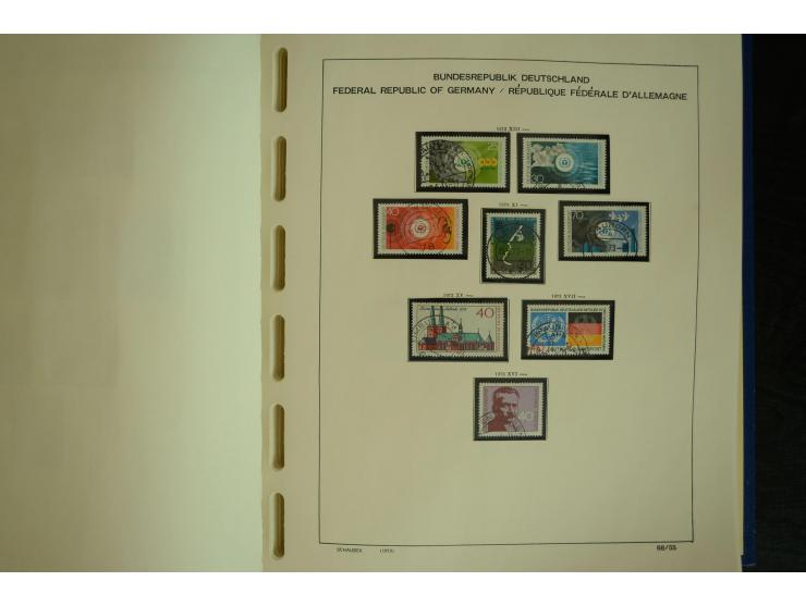 1945/2012, ungebrauchte/postfrische und gestempelte Sammlung, dabei Bizone mit besseren u.a. Mi.-Nr. 93I XG gestempelt mit Fo