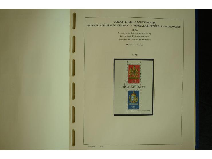 1945/2012, ungebrauchte/postfrische und gestempelte Sammlung, dabei Bizone mit besseren u.a. Mi.-Nr. 93I XG gestempelt mit Fo