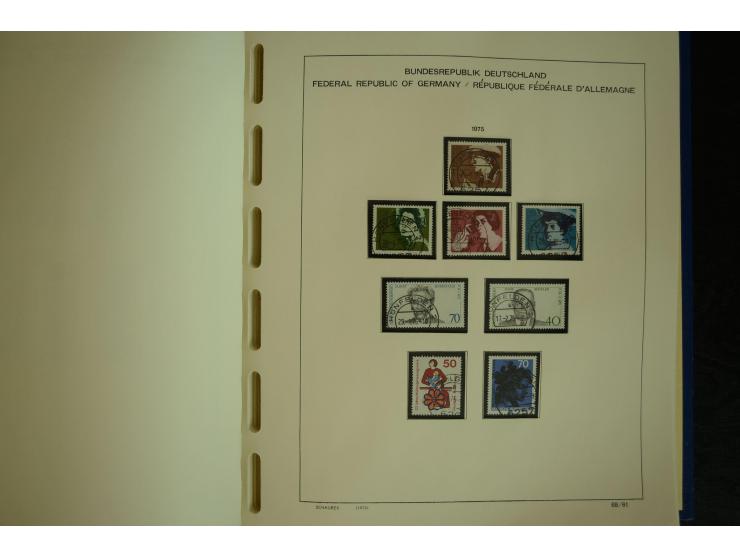 1945/2012, ungebrauchte/postfrische und gestempelte Sammlung, dabei Bizone mit besseren u.a. Mi.-Nr. 93I XG gestempelt mit Fo