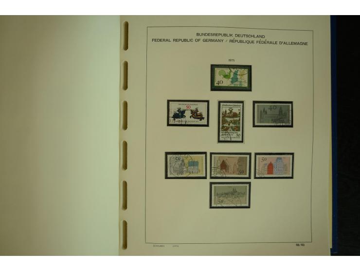 1945/2012, ungebrauchte/postfrische und gestempelte Sammlung, dabei Bizone mit besseren u.a. Mi.-Nr. 93I XG gestempelt mit Fo
