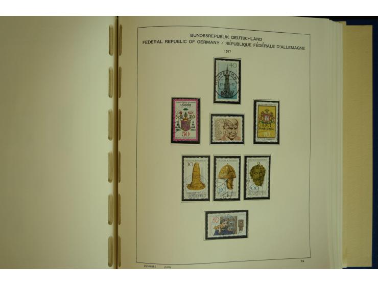 1945/2012, ungebrauchte/postfrische und gestempelte Sammlung, dabei Bizone mit besseren u.a. Mi.-Nr. 93I XG gestempelt mit Fo
