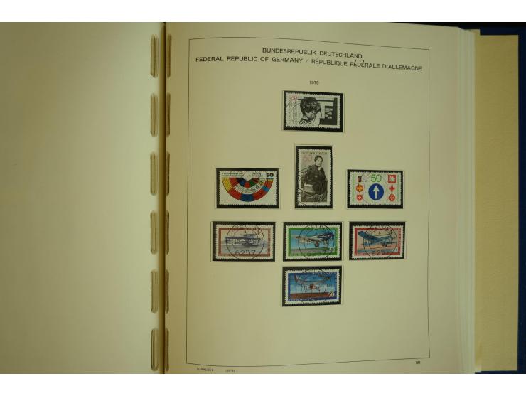 1945/2012, ungebrauchte/postfrische und gestempelte Sammlung, dabei Bizone mit besseren u.a. Mi.-Nr. 93I XG gestempelt mit Fo