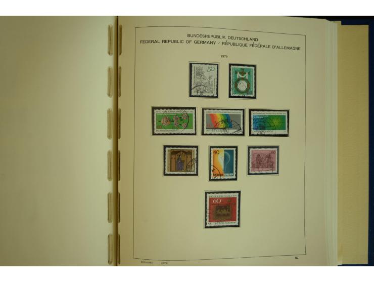 1945/2012, ungebrauchte/postfrische und gestempelte Sammlung, dabei Bizone mit besseren u.a. Mi.-Nr. 93I XG gestempelt mit Fo