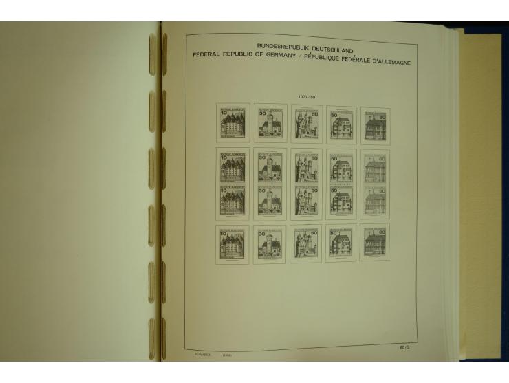 1945/2012, ungebrauchte/postfrische und gestempelte Sammlung, dabei Bizone mit besseren u.a. Mi.-Nr. 93I XG gestempelt mit Fo