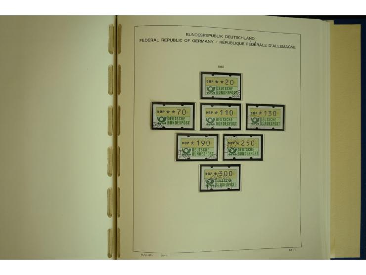 1945/2012, ungebrauchte/postfrische und gestempelte Sammlung, dabei Bizone mit besseren u.a. Mi.-Nr. 93I XG gestempelt mit Fo