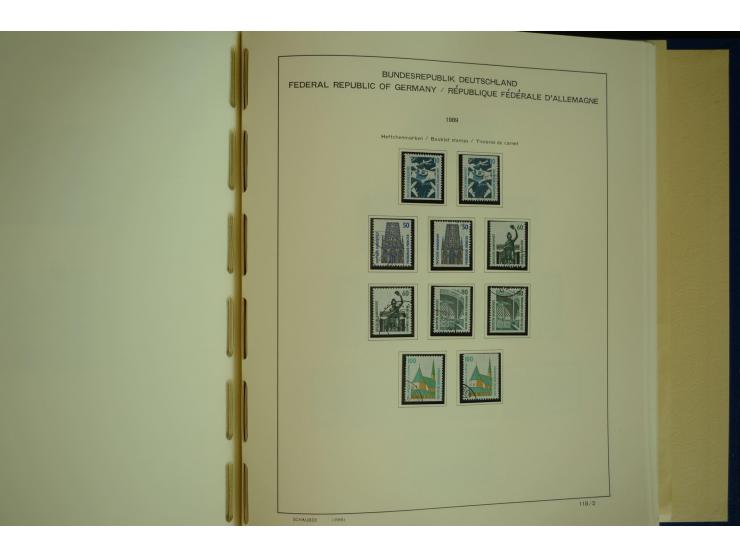 1945/2012, ungebrauchte/postfrische und gestempelte Sammlung, dabei Bizone mit besseren u.a. Mi.-Nr. 93I XG gestempelt mit Fo