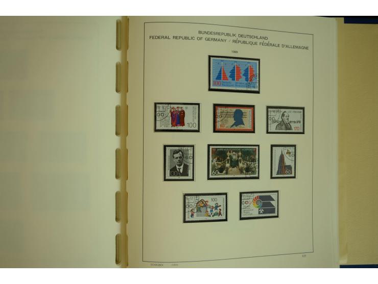 1945/2012, ungebrauchte/postfrische und gestempelte Sammlung, dabei Bizone mit besseren u.a. Mi.-Nr. 93I XG gestempelt mit Fo