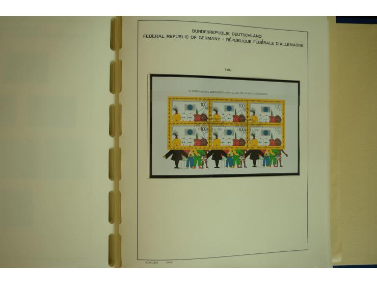 1945/2012, ungebrauchte/postfrische und gestempelte Sammlung, dabei Bizone mit besseren u.a. Mi.-Nr. 93I XG gestempelt mit Fo