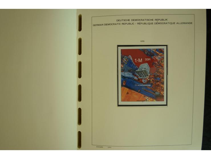 1945/2012, ungebrauchte/postfrische und gestempelte Sammlung, dabei Bizone mit besseren u.a. Mi.-Nr. 93I XG gestempelt mit Fo