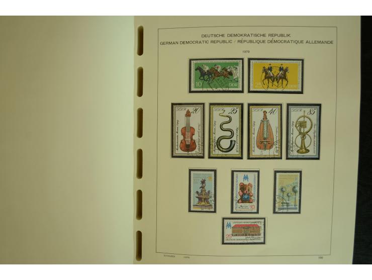 1945/2012, ungebrauchte/postfrische und gestempelte Sammlung, dabei Bizone mit besseren u.a. Mi.-Nr. 93I XG gestempelt mit Fo