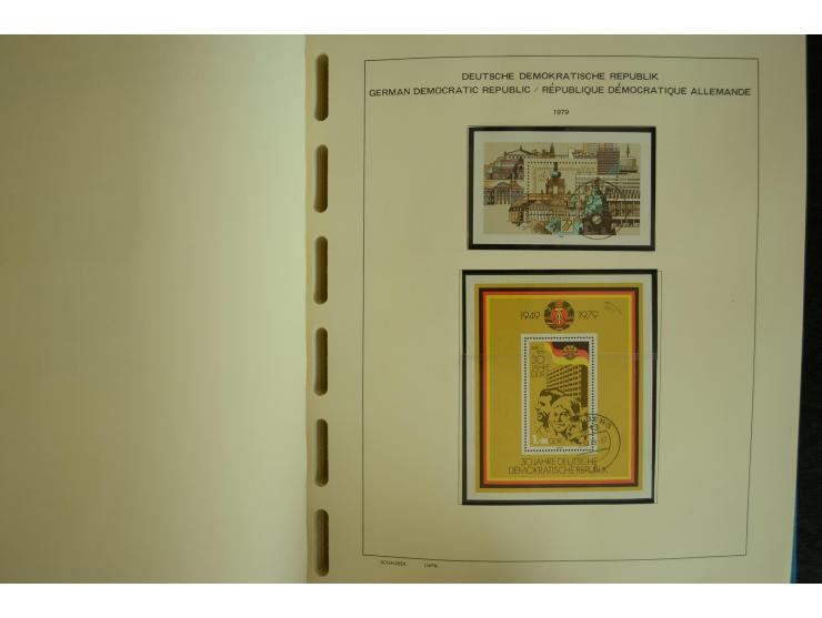 1945/2012, ungebrauchte/postfrische und gestempelte Sammlung, dabei Bizone mit besseren u.a. Mi.-Nr. 93I XG gestempelt mit Fo