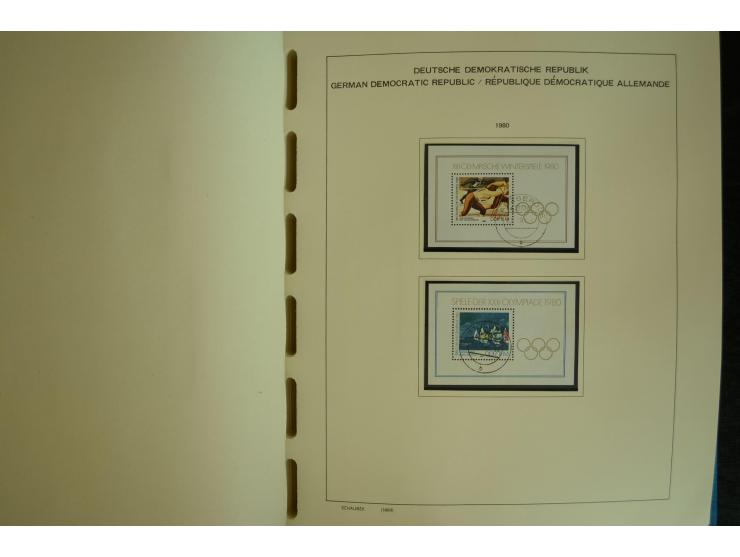 1945/2012, ungebrauchte/postfrische und gestempelte Sammlung, dabei Bizone mit besseren u.a. Mi.-Nr. 93I XG gestempelt mit Fo