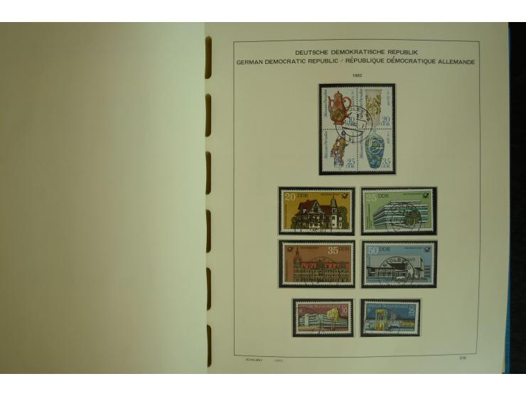 1945/2012, ungebrauchte/postfrische und gestempelte Sammlung, dabei Bizone mit besseren u.a. Mi.-Nr. 93I XG gestempelt mit Fo