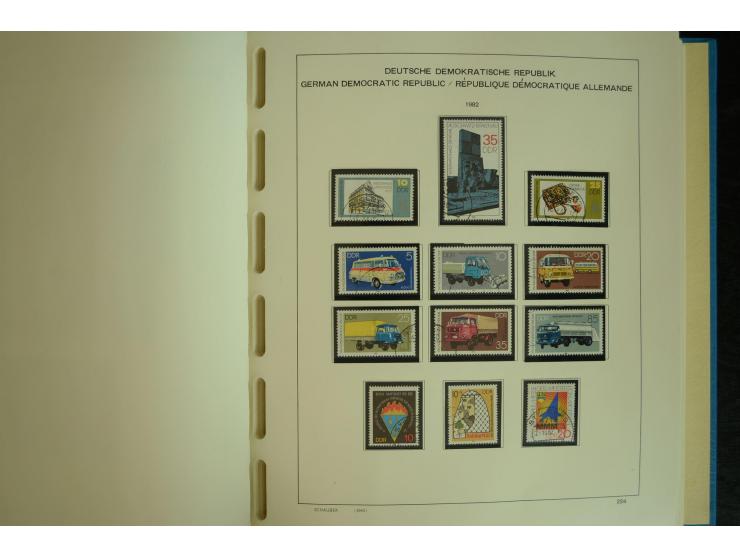 1945/2012, ungebrauchte/postfrische und gestempelte Sammlung, dabei Bizone mit besseren u.a. Mi.-Nr. 93I XG gestempelt mit Fo