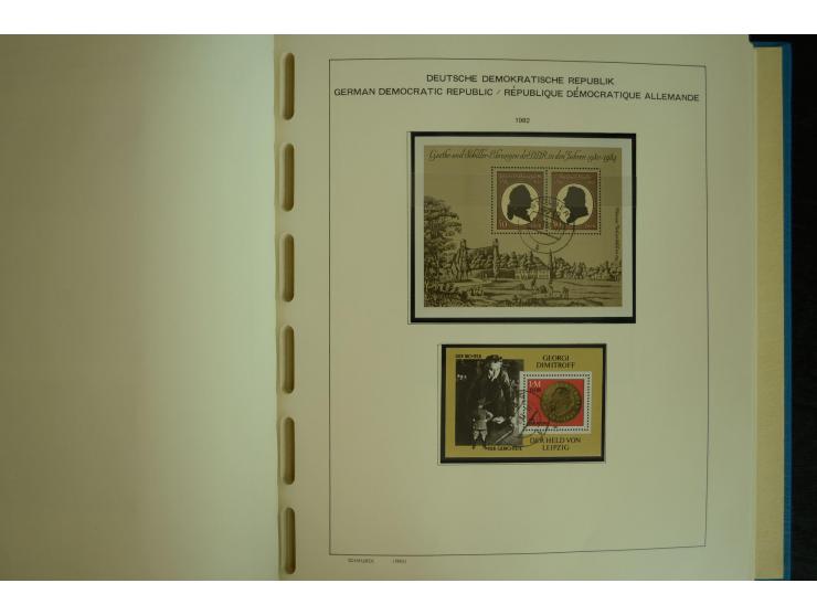 1945/2012, ungebrauchte/postfrische und gestempelte Sammlung, dabei Bizone mit besseren u.a. Mi.-Nr. 93I XG gestempelt mit Fo
