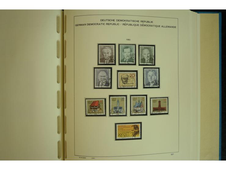 1945/2012, ungebrauchte/postfrische und gestempelte Sammlung, dabei Bizone mit besseren u.a. Mi.-Nr. 93I XG gestempelt mit Fo