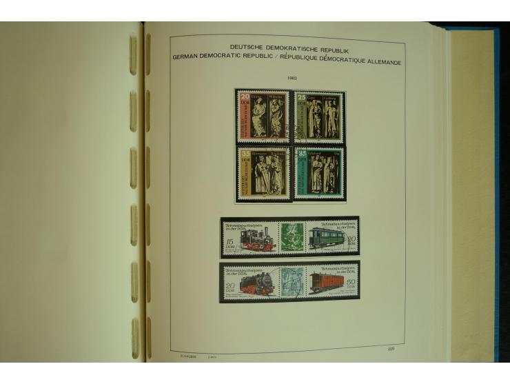 1945/2012, ungebrauchte/postfrische und gestempelte Sammlung, dabei Bizone mit besseren u.a. Mi.-Nr. 93I XG gestempelt mit Fo