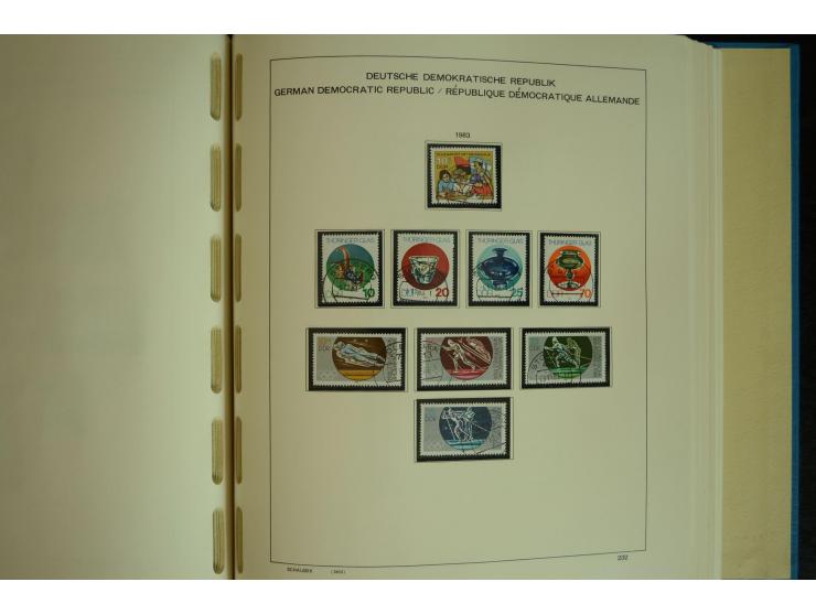 1945/2012, ungebrauchte/postfrische und gestempelte Sammlung, dabei Bizone mit besseren u.a. Mi.-Nr. 93I XG gestempelt mit Fo