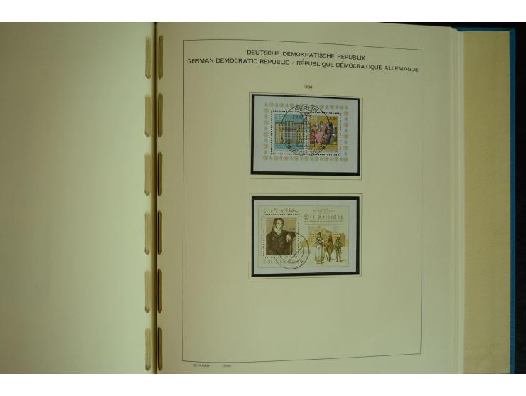 1945/2012, ungebrauchte/postfrische und gestempelte Sammlung, dabei Bizone mit besseren u.a. Mi.-Nr. 93I XG gestempelt mit Fo