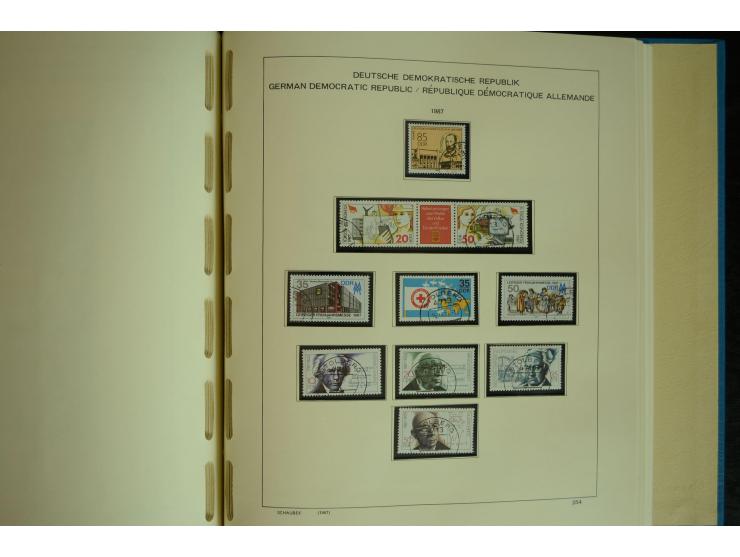1945/2012, ungebrauchte/postfrische und gestempelte Sammlung, dabei Bizone mit besseren u.a. Mi.-Nr. 93I XG gestempelt mit Fo