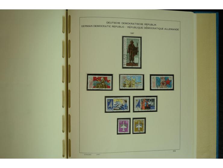 1945/2012, ungebrauchte/postfrische und gestempelte Sammlung, dabei Bizone mit besseren u.a. Mi.-Nr. 93I XG gestempelt mit Fo