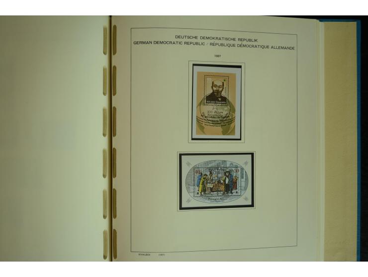1945/2012, ungebrauchte/postfrische und gestempelte Sammlung, dabei Bizone mit besseren u.a. Mi.-Nr. 93I XG gestempelt mit Fo