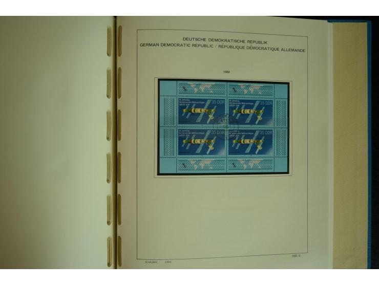 1945/2012, ungebrauchte/postfrische und gestempelte Sammlung, dabei Bizone mit besseren u.a. Mi.-Nr. 93I XG gestempelt mit Fo