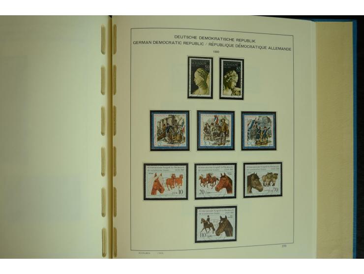 1945/2012, ungebrauchte/postfrische und gestempelte Sammlung, dabei Bizone mit besseren u.a. Mi.-Nr. 93I XG gestempelt mit Fo