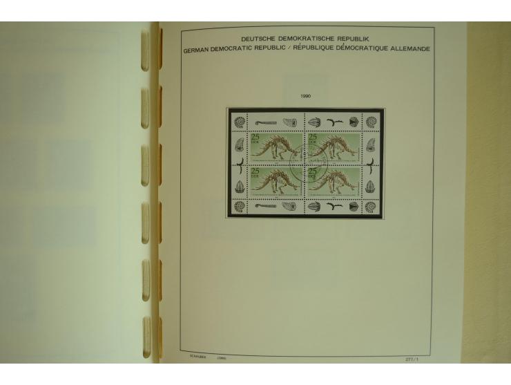 1945/2012, ungebrauchte/postfrische und gestempelte Sammlung, dabei Bizone mit besseren u.a. Mi.-Nr. 93I XG gestempelt mit Fo