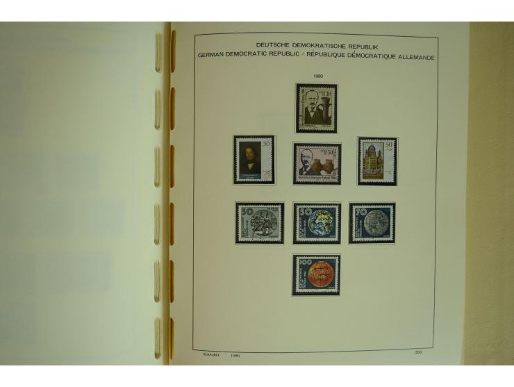 1945/2012, ungebrauchte/postfrische und gestempelte Sammlung, dabei Bizone mit besseren u.a. Mi.-Nr. 93I XG gestempelt mit Fo